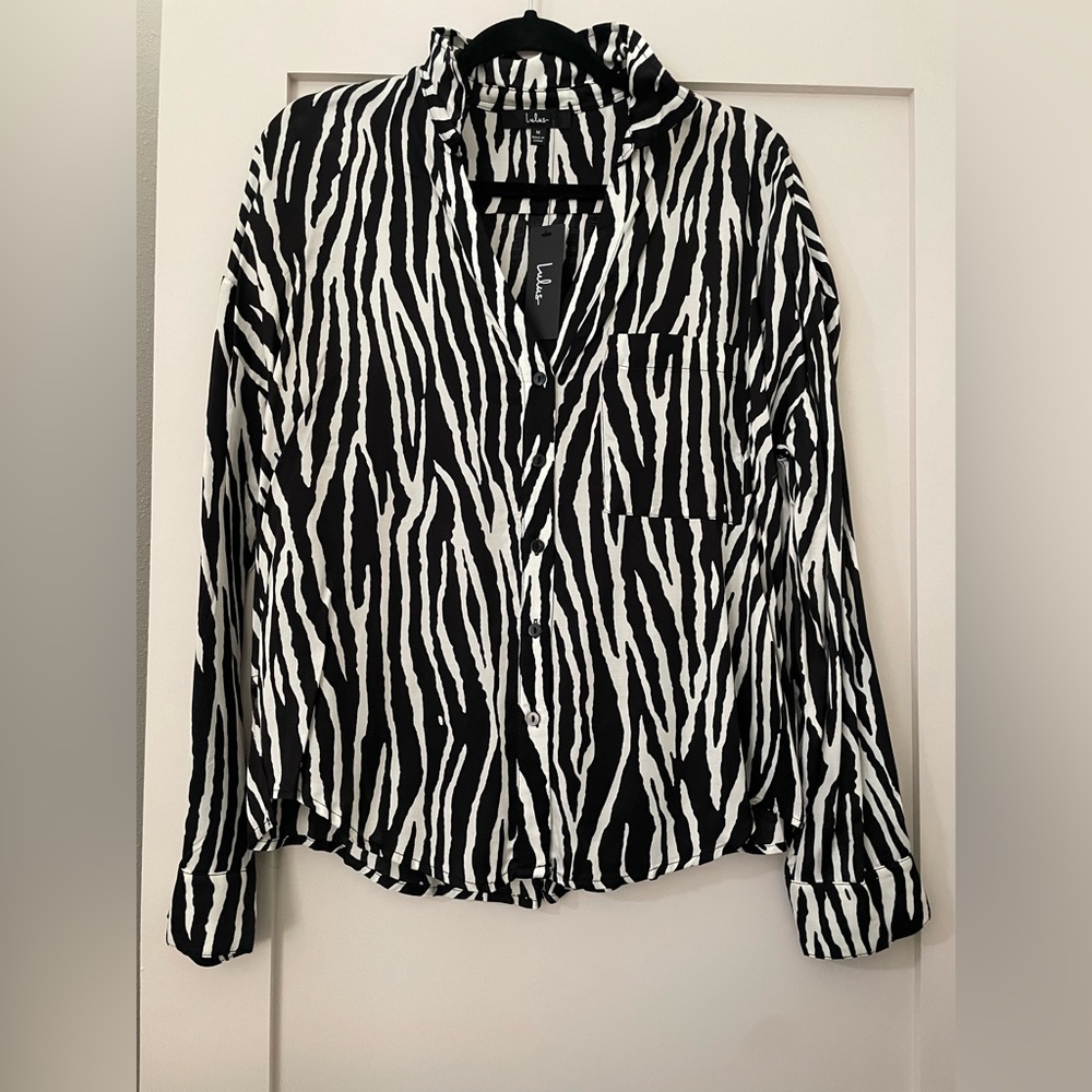 Lulu's Monochrome Zebra Print Blouse